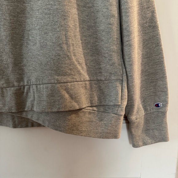 Champion XL hoodie - Picture 2 of 5